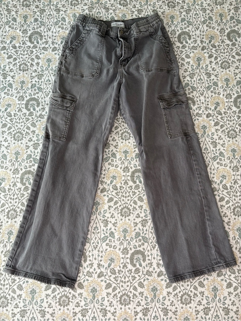 Flying Monkey Men's Charcoal Gray Cargo Pants